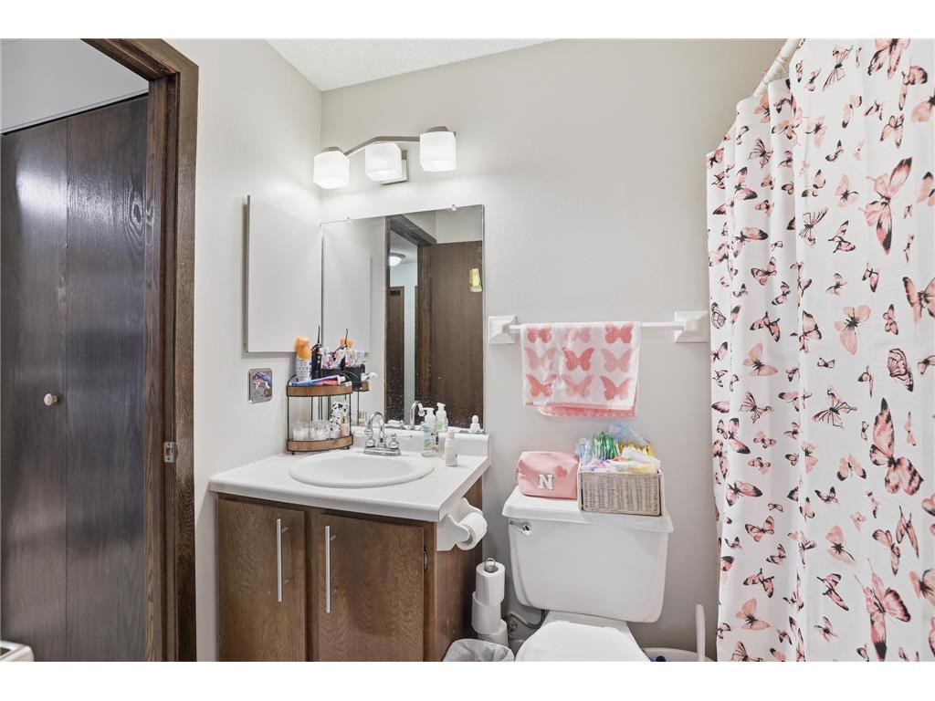 175 County Road B2 E #203 Little Canada MN 55117 7065124 image14