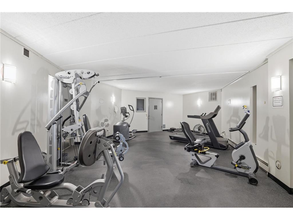 175 County Road B2 E #203 Little Canada MN 55117 7065124 image22