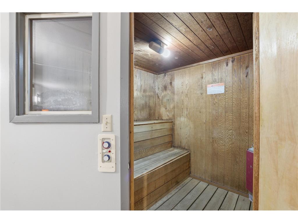 175 County Road B2 E #203 Little Canada MN 55117 7065124 image23