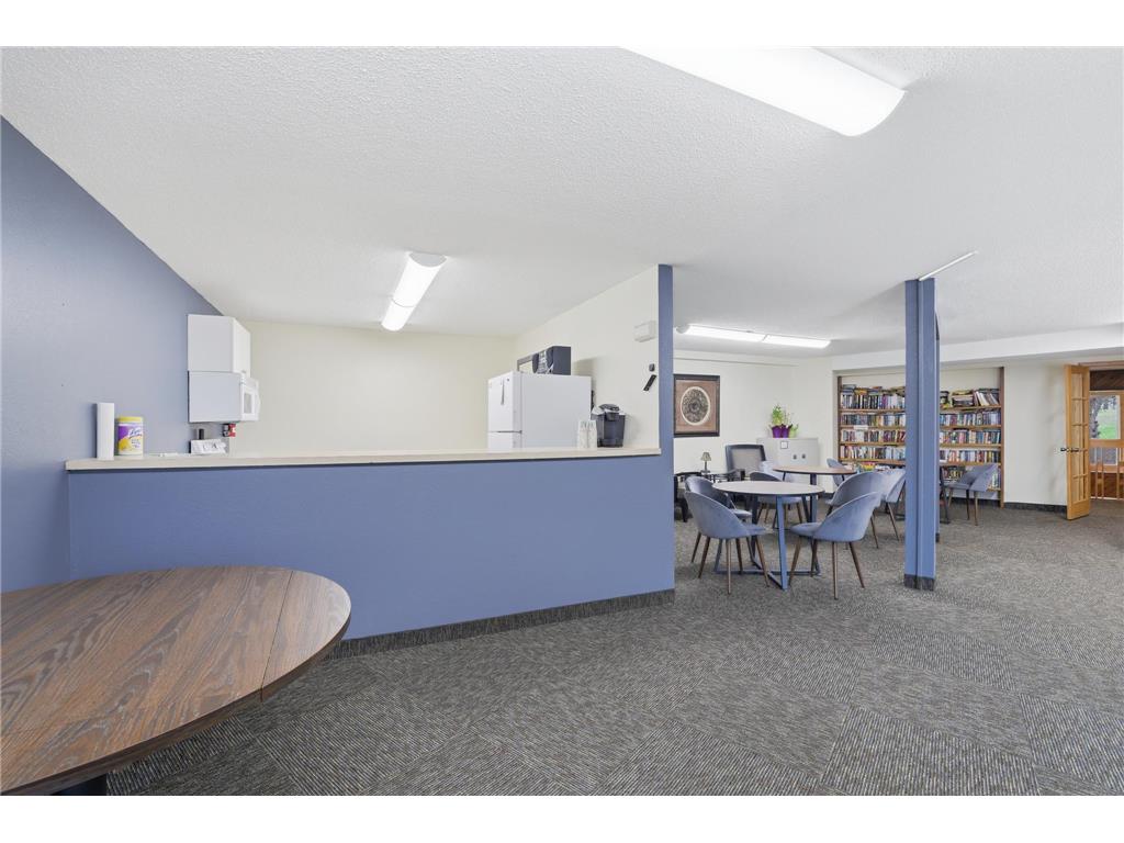 175 County Road B2 E #203 Little Canada MN 55117 7065124 image25