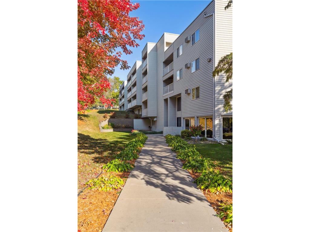 175 County Road B2 E 205, Little Canada, MN, 55117 MLS 6271474