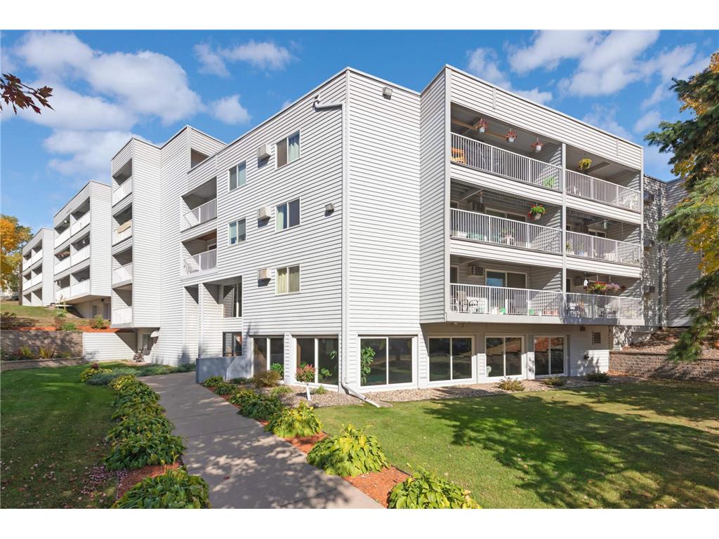 175 County Road B2 E #220 Little Canada MN 55117 6472325 image1