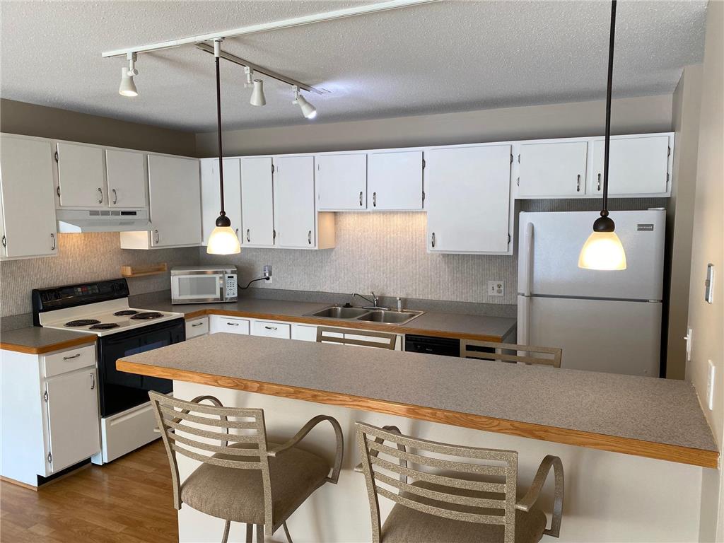 175 County Road B2 E #423 Little Canada MN 55117 6671604 image1