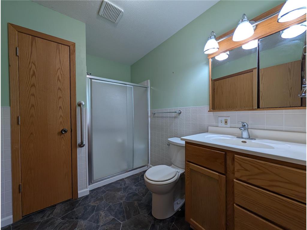 175 E 4th Street Cottonwood MN 56229 6746764 image11