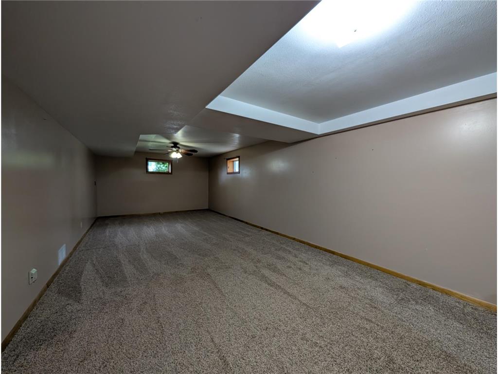 175 E 4th Street Cottonwood MN 56229 6746764 image18