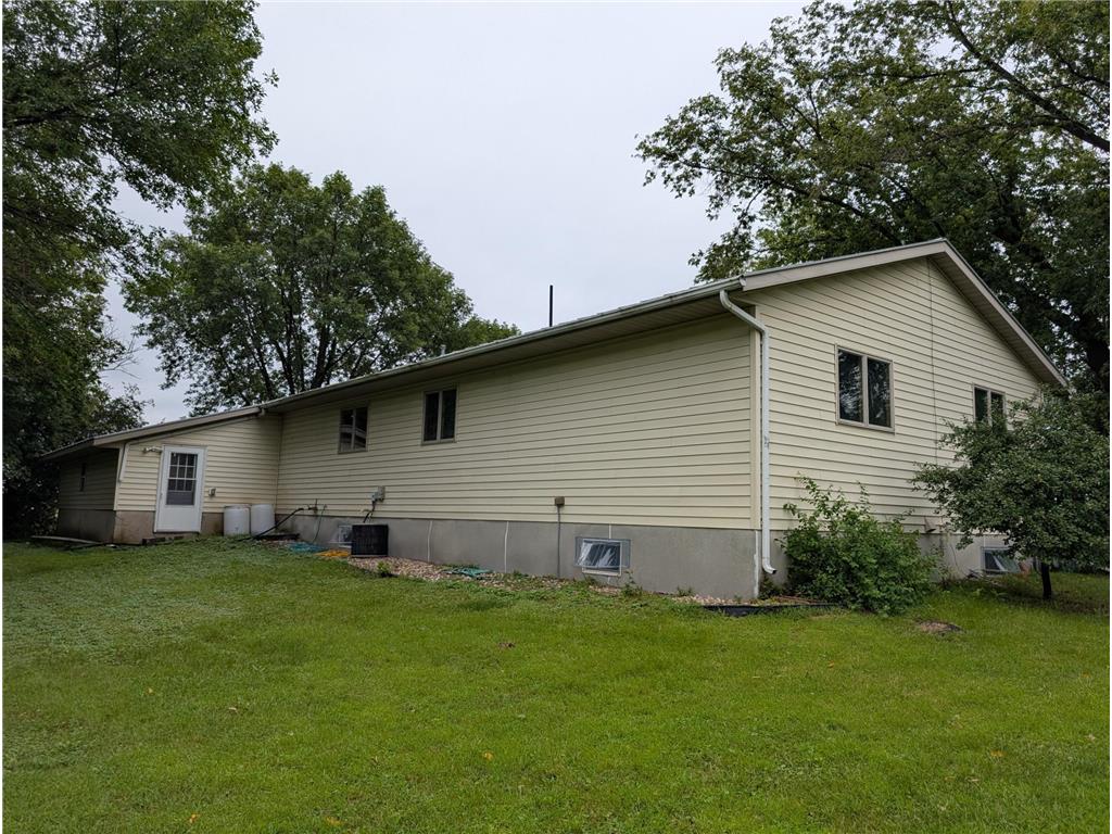 175 E 4th Street Cottonwood MN 56229 6746764 image31