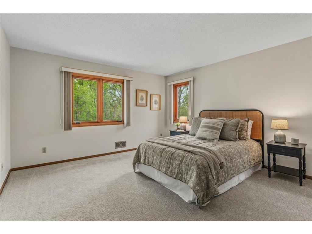 175 W Kraft Road West Saint Paul MN 55118 7038999 image16