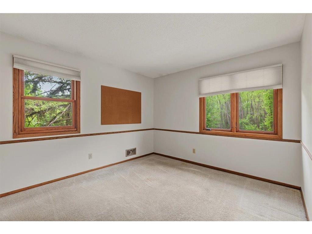 175 W Kraft Road West Saint Paul MN 55118 7038999 image19