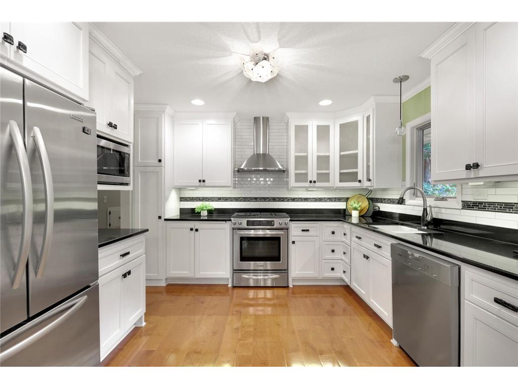 17500 Jonquil Avenue Lakeville MN 55044 6765444 image1