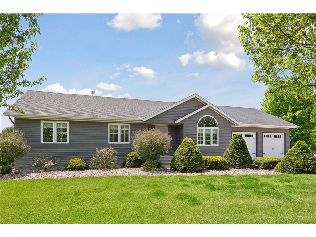 17501 158th Street Hamburg MN 55339 6534667 image1