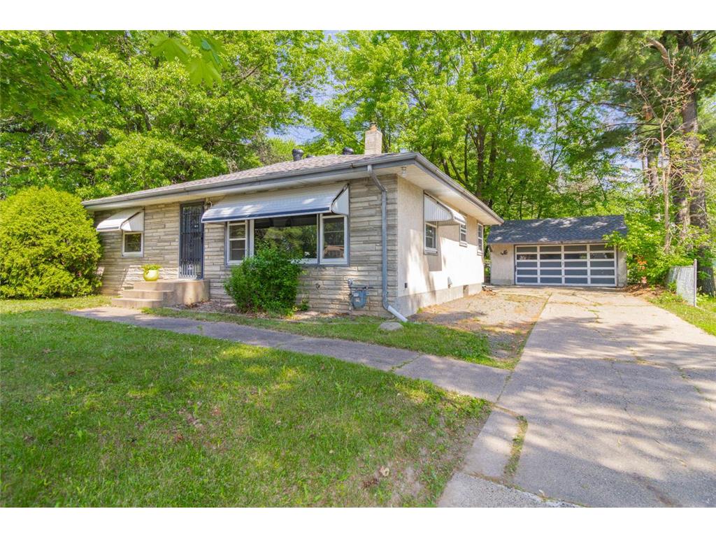 1751 Larpenteur Avenue E Maplewood MN 55109 7080623 image1