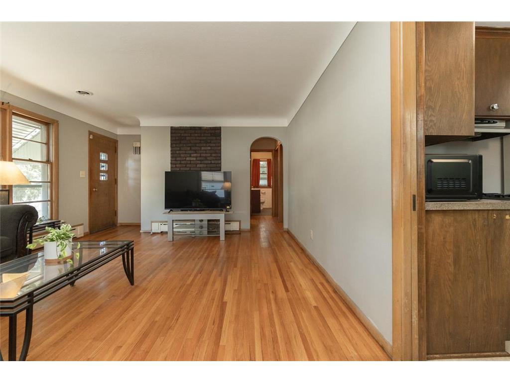 1751 Larpenteur Avenue E Maplewood MN 55109 7080623 image5