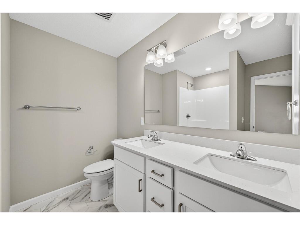 1752 Squirrel Way New Richmond WI 54017 7034867 image20