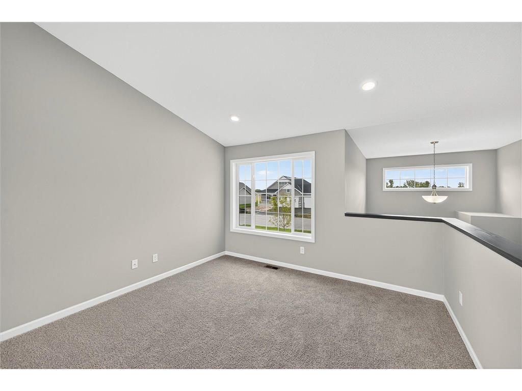 1752 Squirrel Way New Richmond WI 54017 7034867 image4