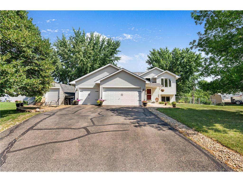 17532 305th Lane, Shafer, MN 55074 MLS 6232204 Edina Realty