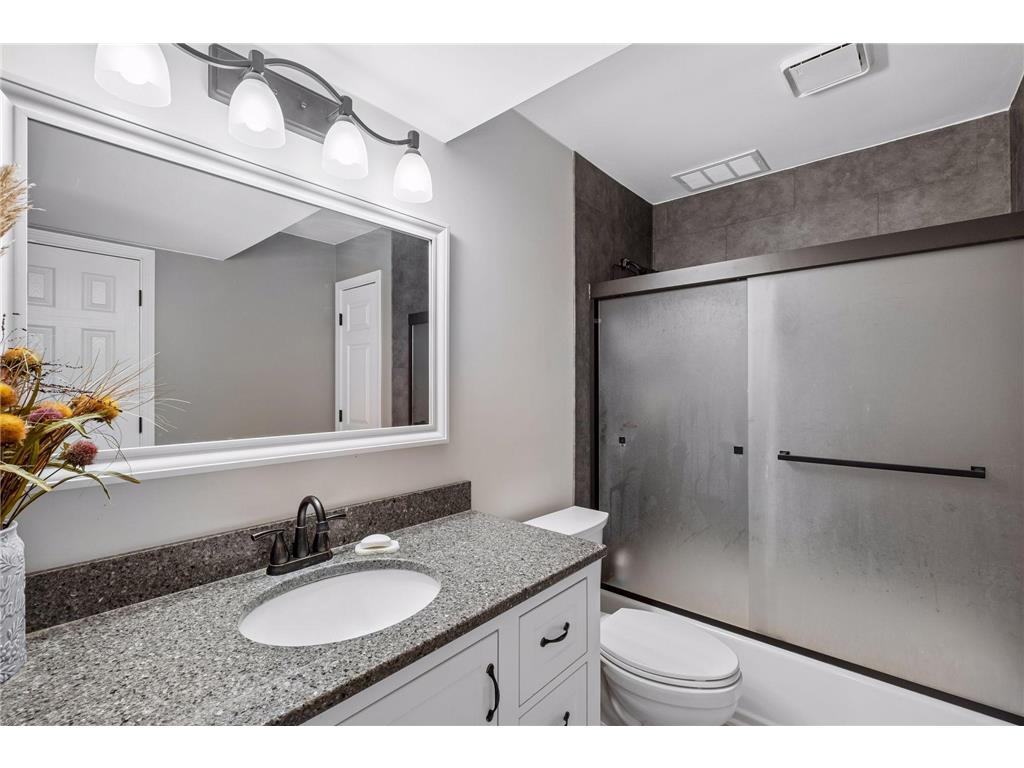 17532 Freeport Way Lakeville MN 55024 7106148 image25