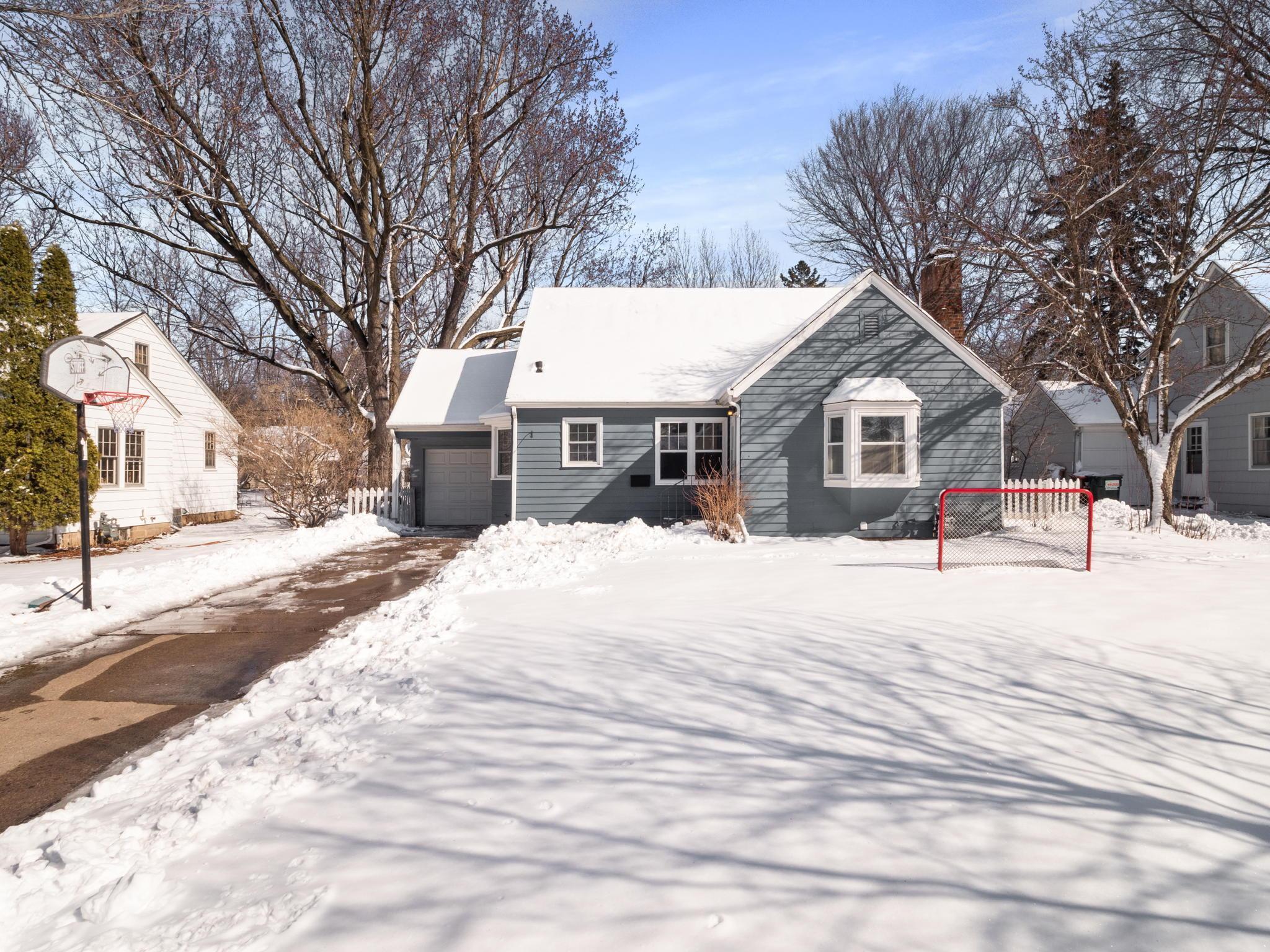 1754 Arona Street, Falcon Heights, MN 55113 MLS 6158790 Edina Realty