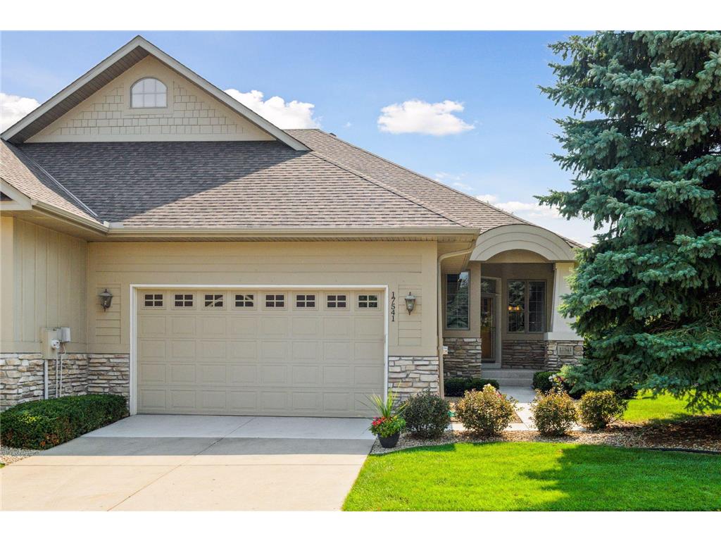 17541 Hackberry Court, Eden Prairie, MN 55347 MLS 6259647 Edina Realty