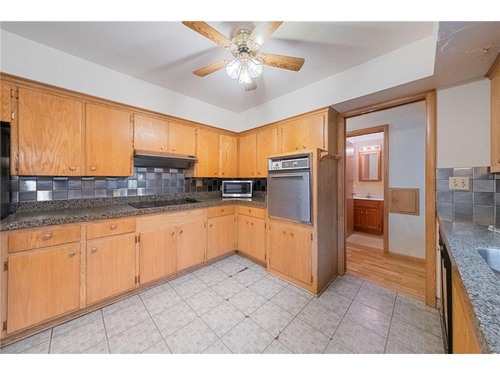 1756 Fry Street Falcon Heights MN 55113 6801073 image14