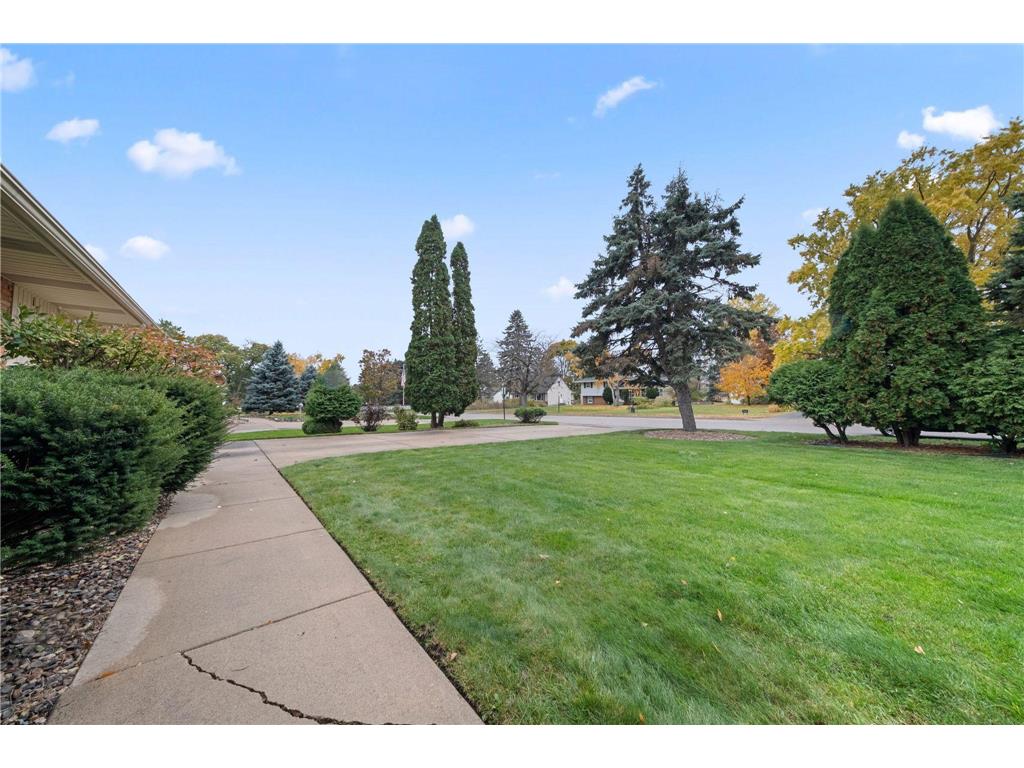 1756 Fry Street Falcon Heights MN 55113 6801073 image4