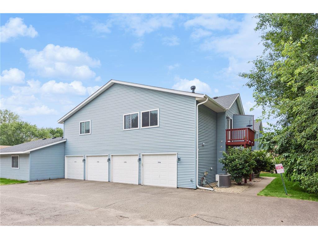1756 Helena Road N Oakdale MN 55128 7110900 image22