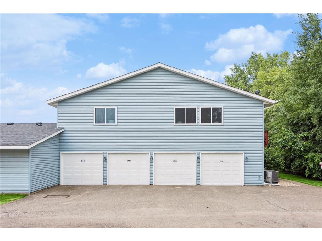 1756 Helena Road N Oakdale MN 55128 7110900 image23