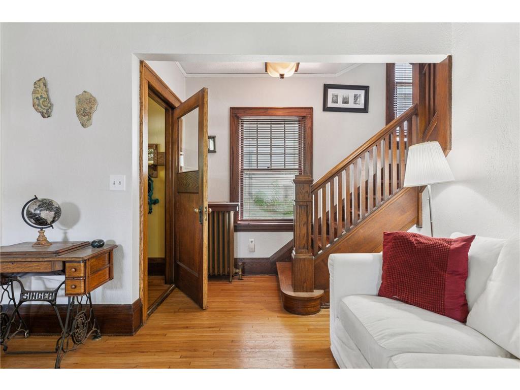 1756 Minnehaha Avenue W Saint Paul MN 55104 6779579 image4