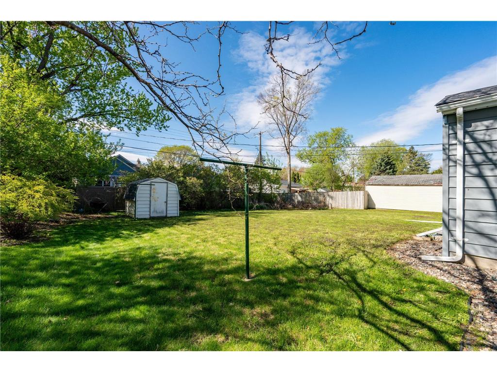 1756 Saunders Avenue Saint Paul MN 55116 7066103 image4
