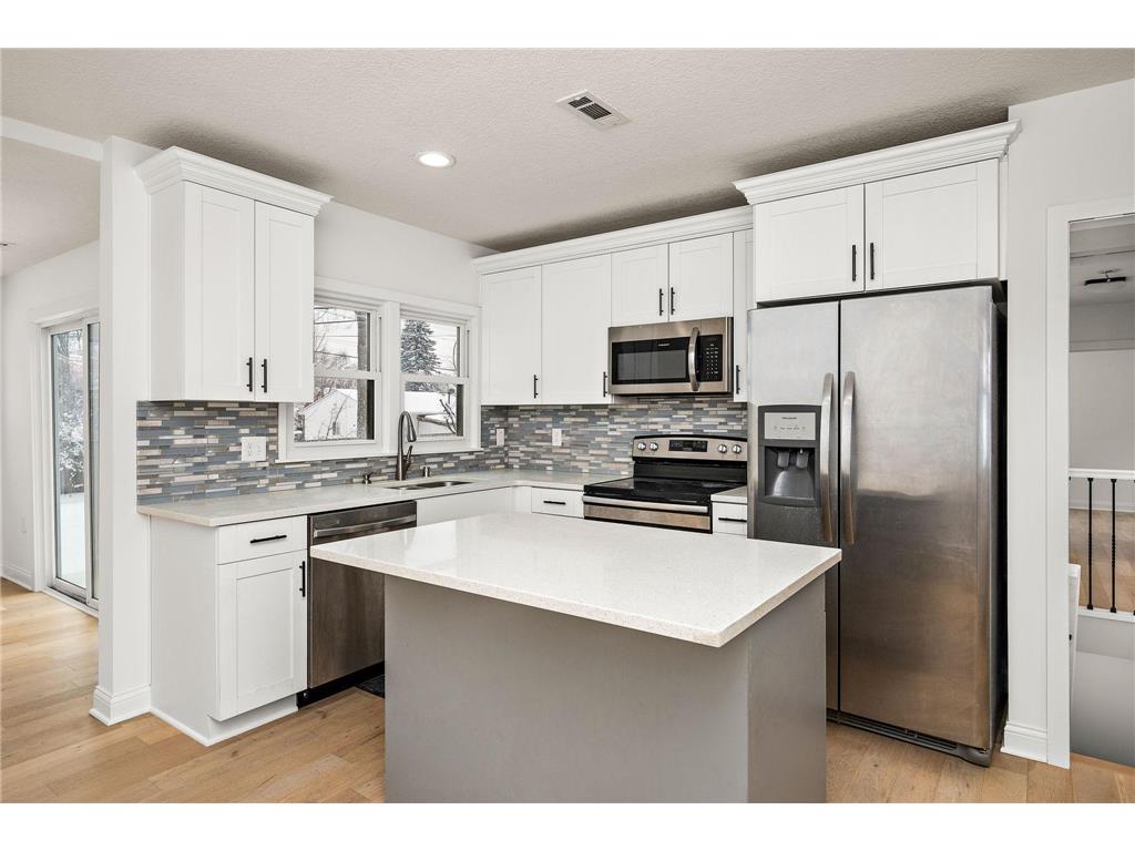1756 Saunders Avenue Saint Paul MN 55116 7066103 image9
