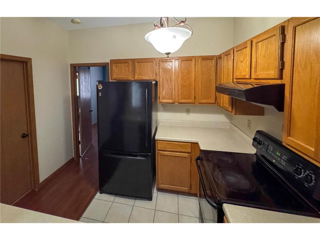 17562 Pond Circle Eden Prairie MN 55346 7051858 image4