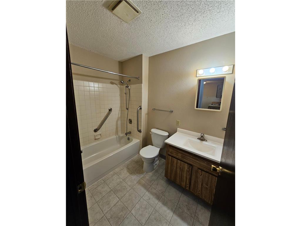 1757 4th Avenue #11 Windom MN 56101 6778565 image9