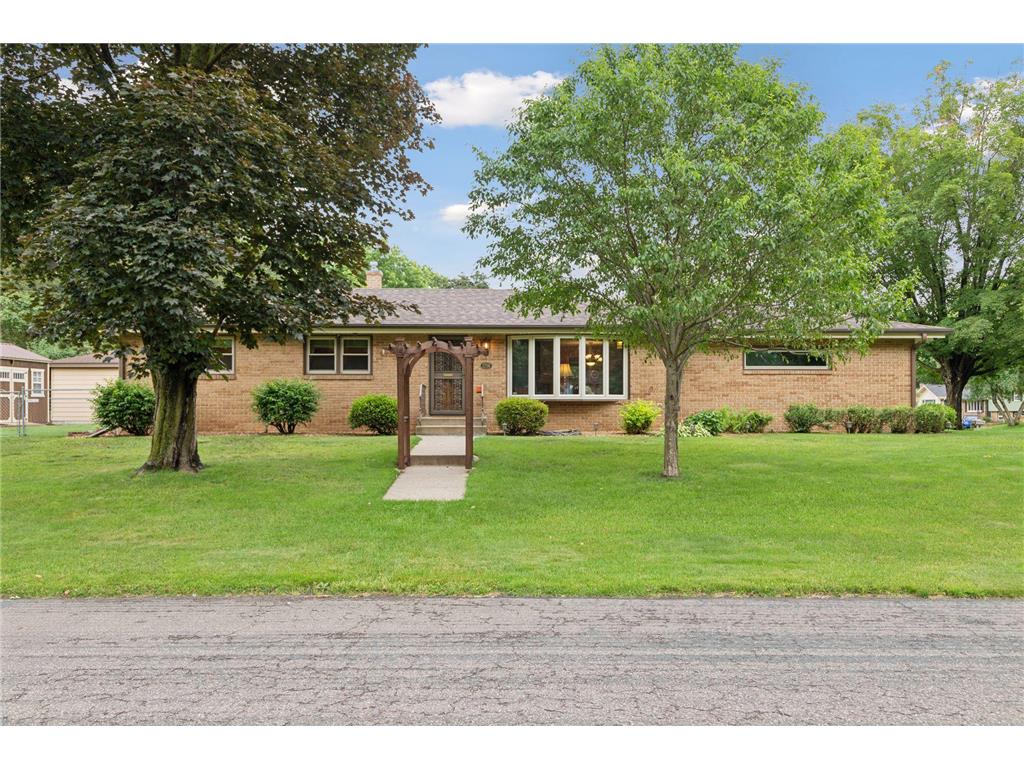 1758 Edgehill Road Maplewood MN 55109 6547526 image1