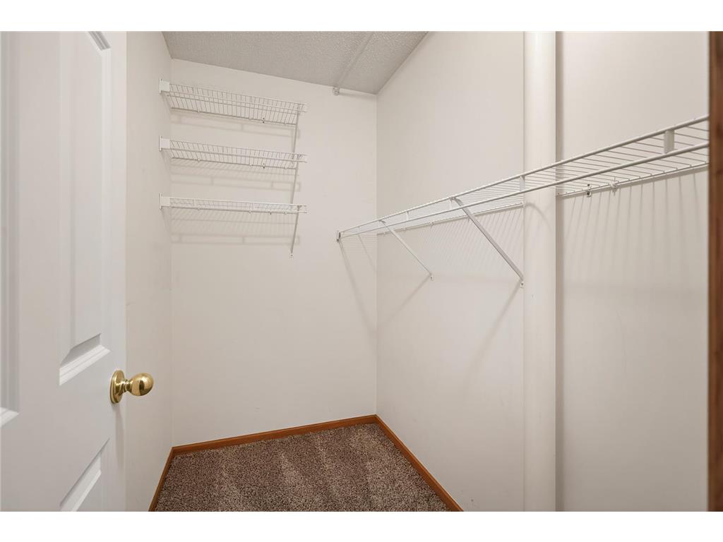 1758 Philipp Drive Shakopee MN 55379 7012937 image23