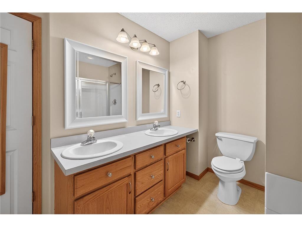 1758 Philipp Drive Shakopee MN 55379 7012937 image25