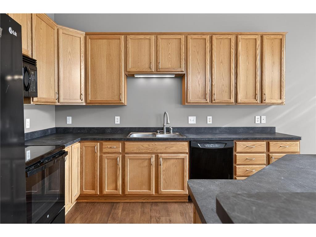 1758 Philipp Drive Shakopee MN 55379 7012937 image9
