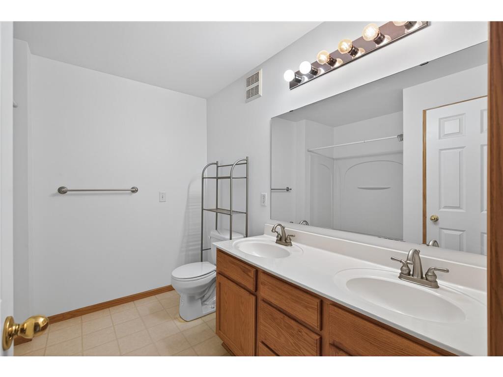 17582 Hackberry Court Eden Prairie MN 55347 7030304 image21
