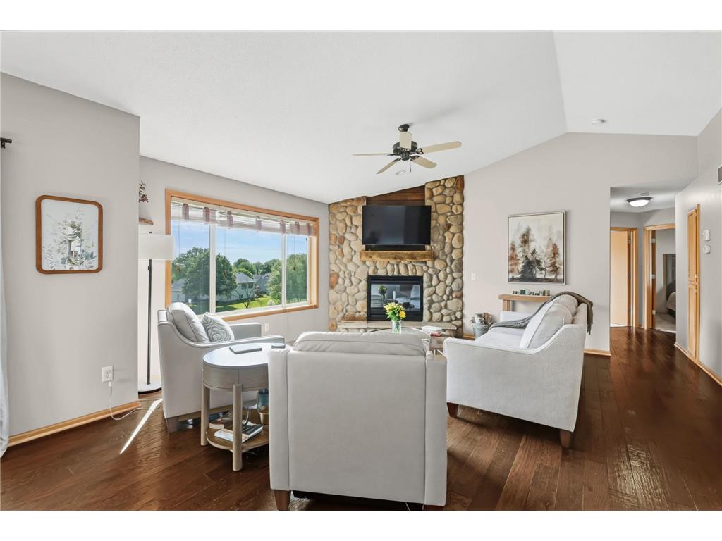 17594 S Gage Avenue Lakeville MN 55024 7083006 image11