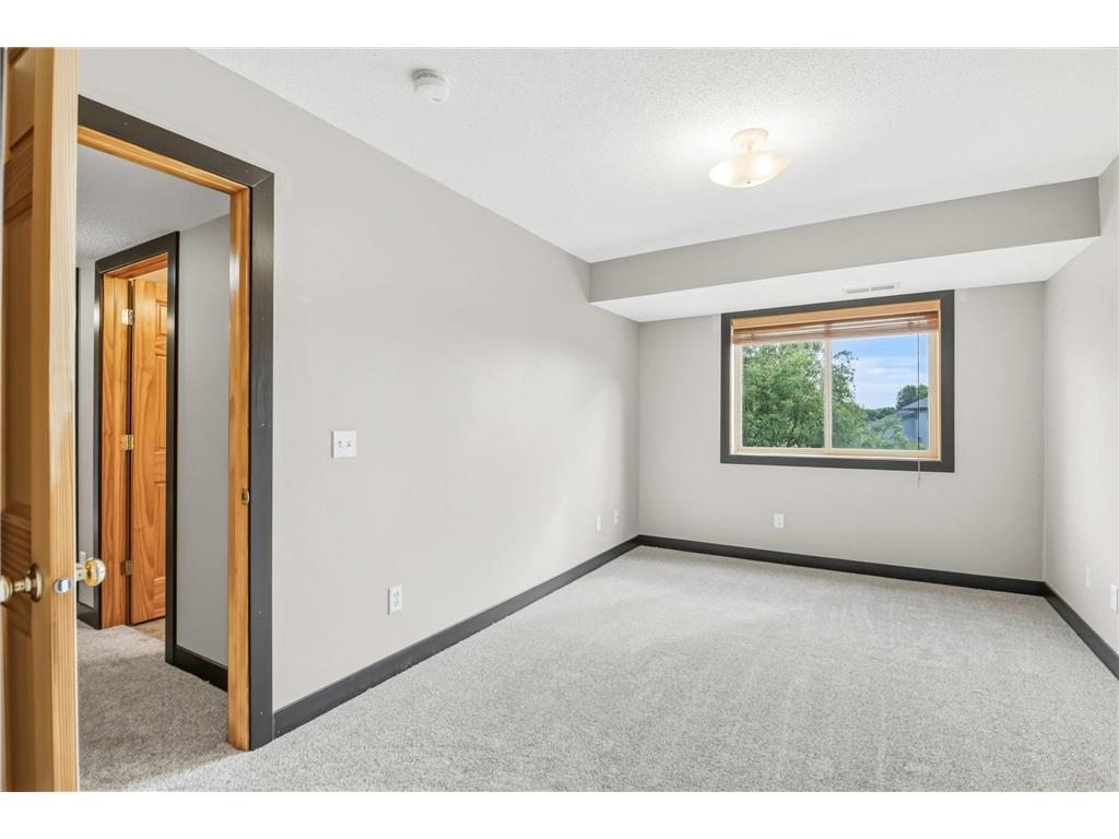 17594 S Gage Avenue Lakeville MN 55024 7083006 image24