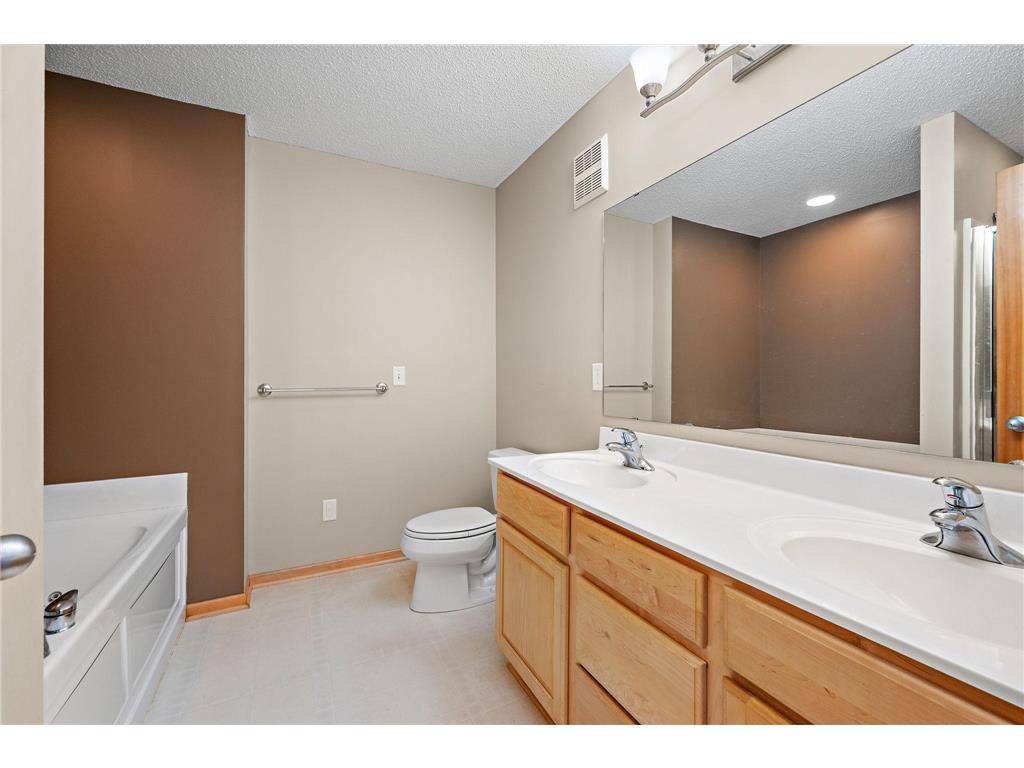 17594 Wiedman Way Eden Prairie MN 55347 7068371 image19