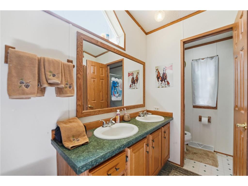 17596 Lake Street E Osakis MN 56360 - Osakis 7080055 image16