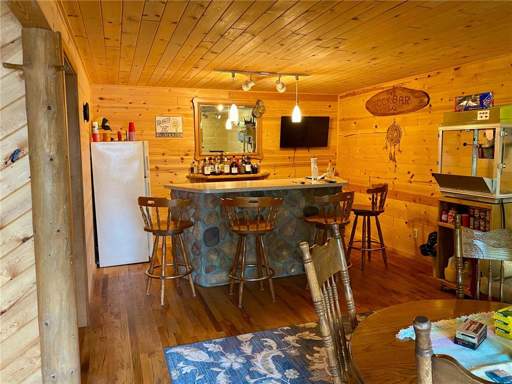 176 Oak Oak Island MN 56741 - Lake of The Woods 7105629 image10