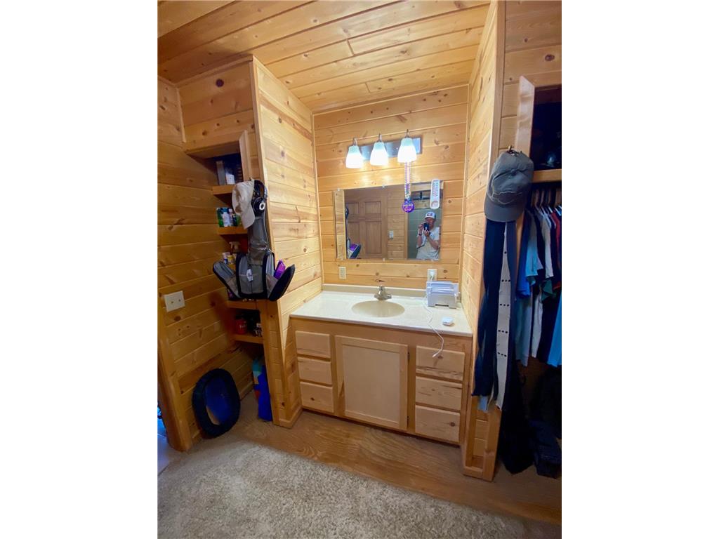 176 Oak Oak Island MN 56741 - Lake of The Woods 7105629 image12