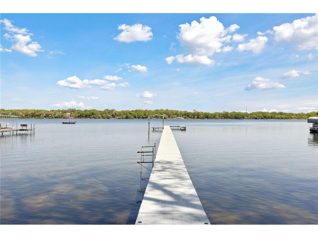 176 Peninsula Road Medicine Lake MN 55441 - Medicine Lake 6796833 image36