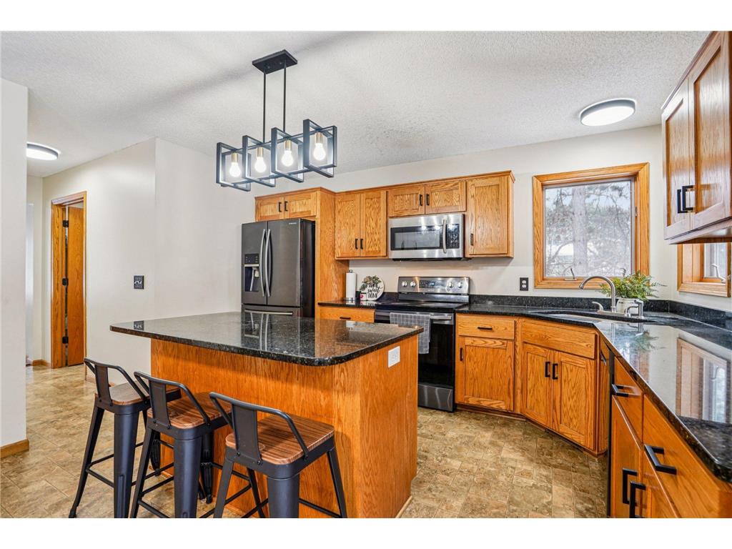 1760 209th Avenue NE East Bethel MN 55011 7036587 image10