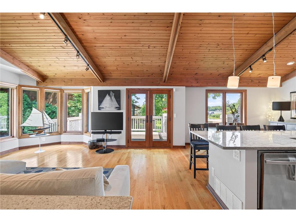 1760 Commerce Boulevard Mound MN 55364 - Lake Minnetonka 7106310 image29