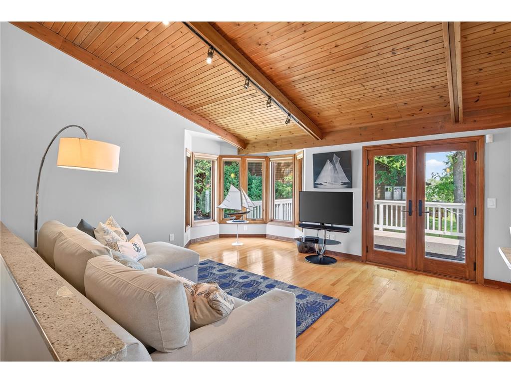1760 Commerce Boulevard Mound MN 55364 - Lake Minnetonka 7106310 image30