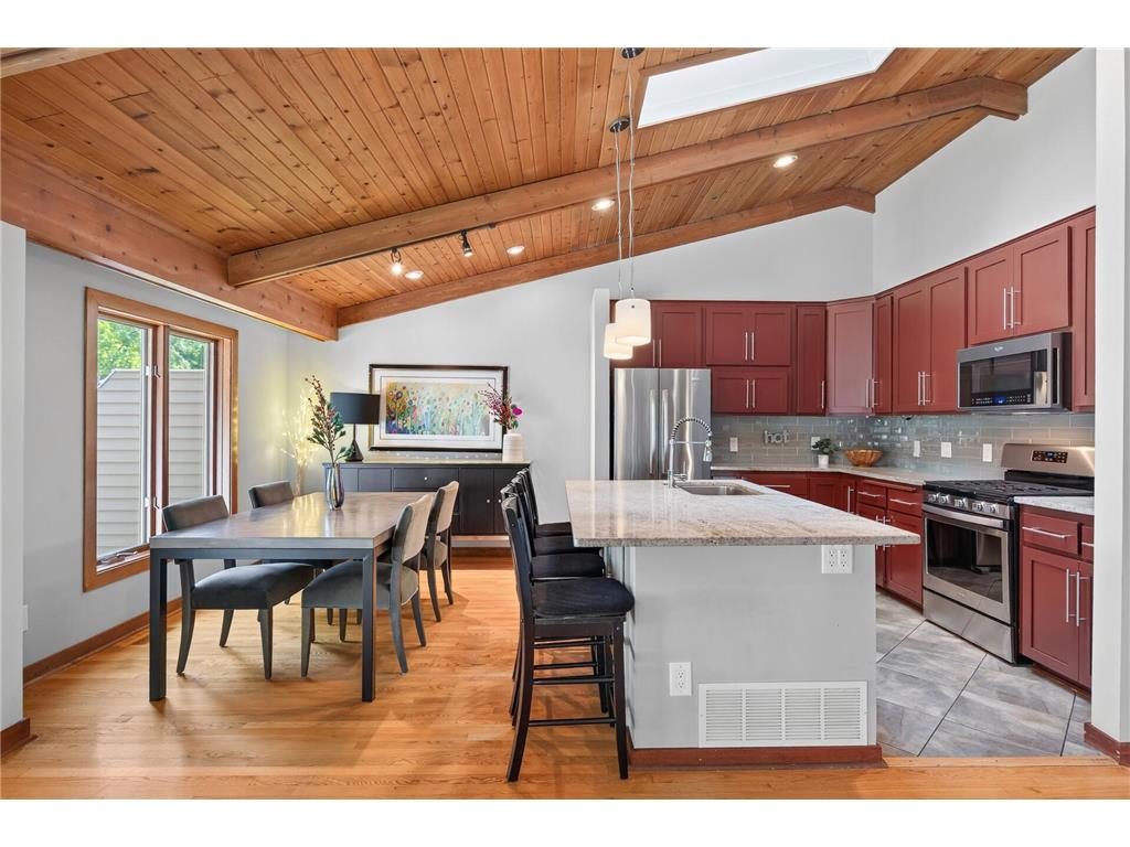 1760 Commerce Boulevard Mound MN 55364 - Lake Minnetonka 7106310 image36