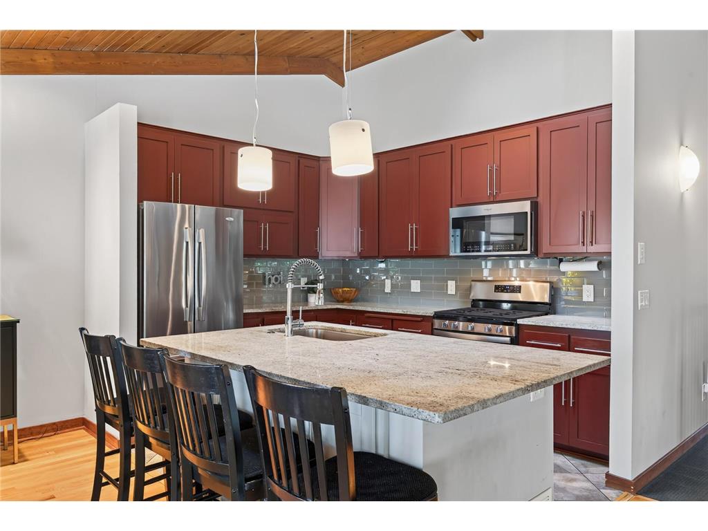 1760 Commerce Boulevard Mound MN 55364 - Lake Minnetonka 7106310 image37