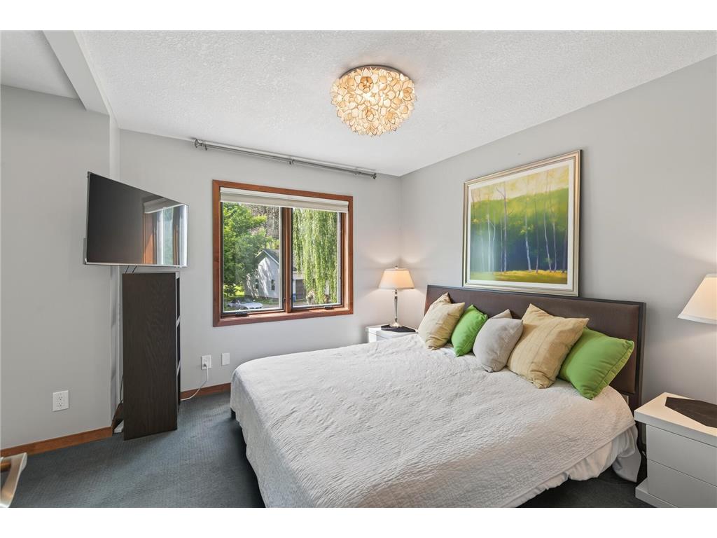 1760 Commerce Boulevard Mound MN 55364 - Lake Minnetonka 7106310 image47