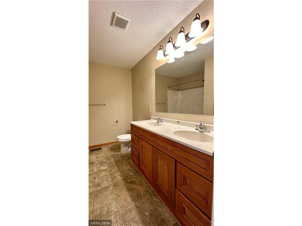 1760 Riverside Drive Shakopee MN 55379 7060669 image21